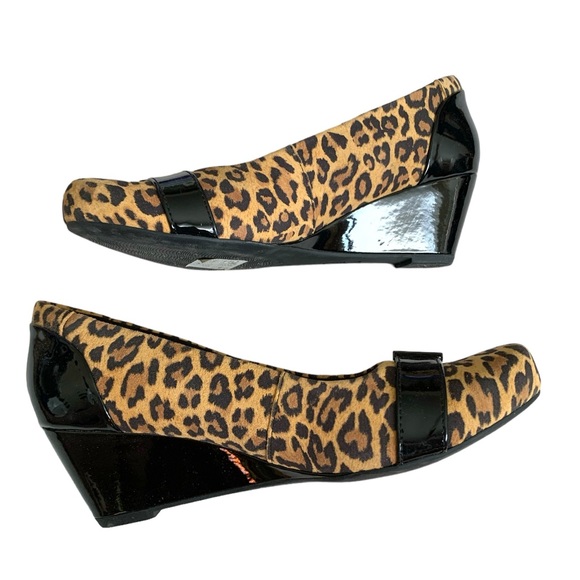 Clarks Flores Poppy Leopard Print Pump Size 9 1/2 - Picture 7 of 9